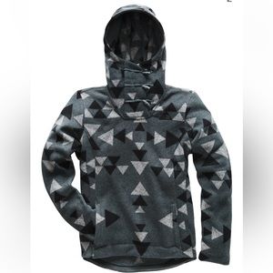 The North Face women’s crescent pullover